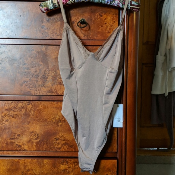 Love Culture Other - Love culture bodysuit